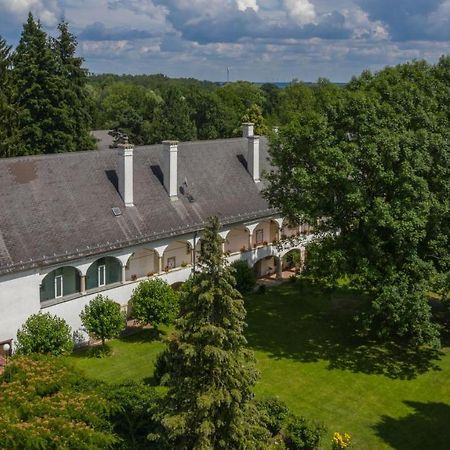 Boutique Hotel Zum Oberjager, Schloss Lackenbach Dış mekan fotoğraf